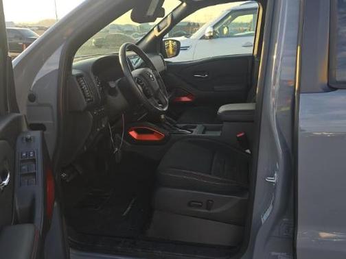 2024 Nissan Frontier PRO-X