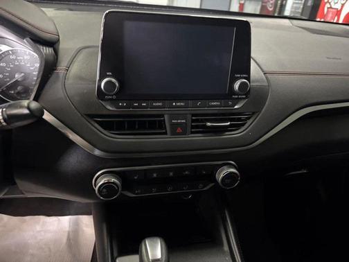 2020 Nissan Altima SR FWD