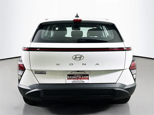 2024 Hyundai KONA SE