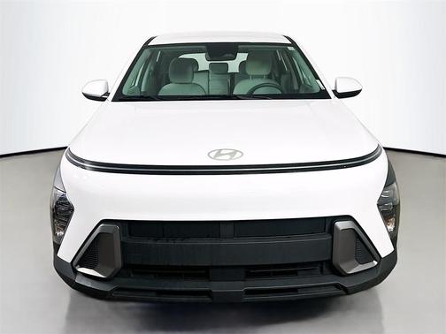 2024 Hyundai KONA SE
