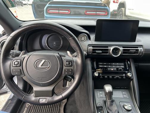 2022 Lexus IS 350 Base