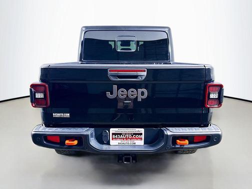 Black Clearcoat 2024 Jeep Gladiator Mojave X