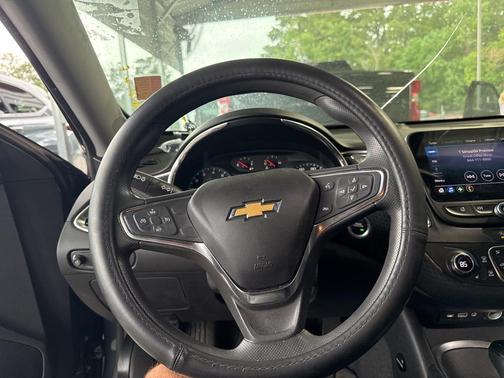 2020 Chevrolet Malibu FWD LT