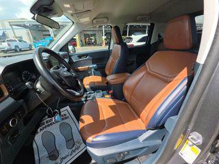 Carbonized Gray Metallic 2024 Ford Maverick Lariat