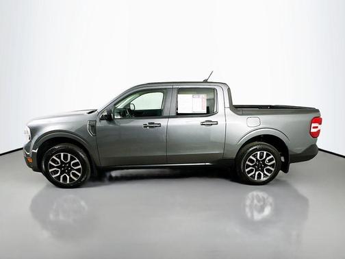 Carbonized Gray Metallic 2024 Ford Maverick Lariat