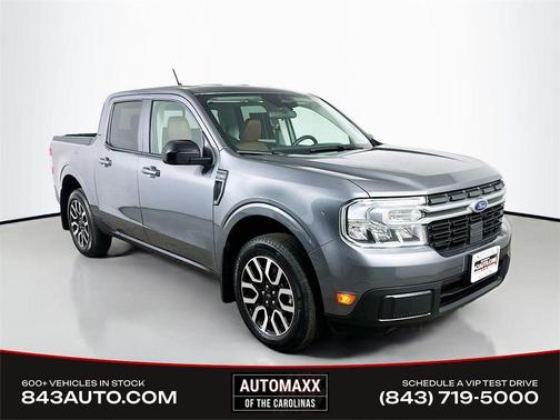 Carbonized Gray Metallic 2024 Ford Maverick Lariat