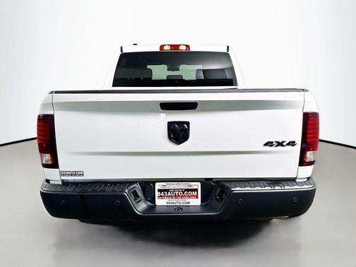 2024 RAM 1500 Classic Warlock Crew Cab 4x4 5'7' Box