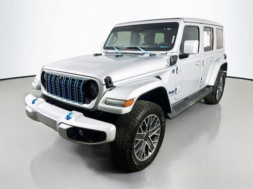 Silver Zynith Clearcoat 2024 Jeep Wrangler 4xe High Altitude