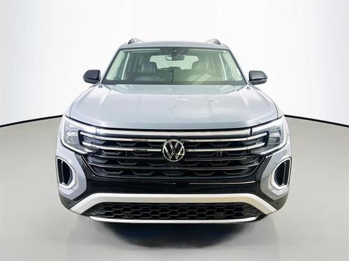 2024 Volkswagen Atlas 2.0T SE w/Technology 4MOTION