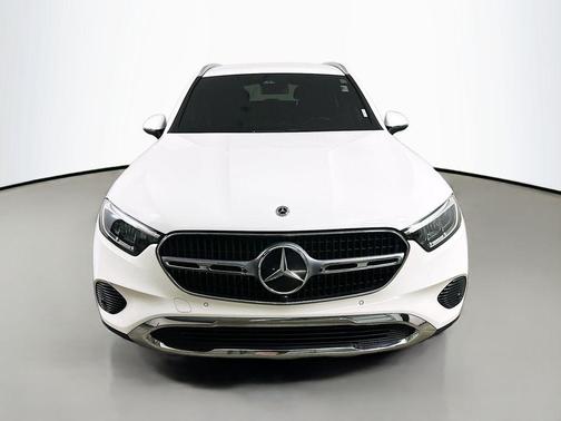 White 2024 Mercedes-Benz GLC 300 Base