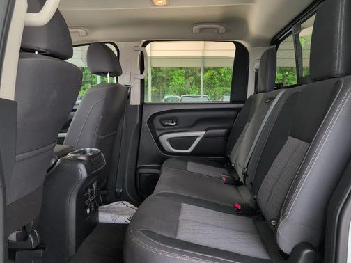 Glacier White 2021 Nissan Titan SV