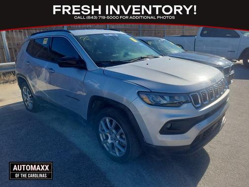 2024 Jeep Compass Latitude Lux