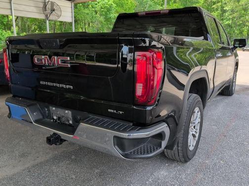 Onyx Black 2025 GMC Sierra 1500 SLT