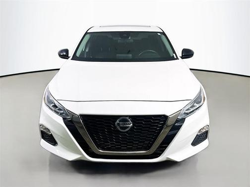 2021 Nissan Altima SR VC-Turbo FWD