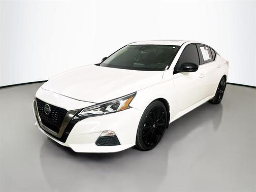 2021 Nissan Altima SR VC-Turbo FWD