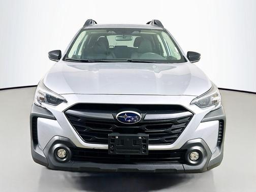 Ice Silver Metallic 2025 Subaru Outback Premium