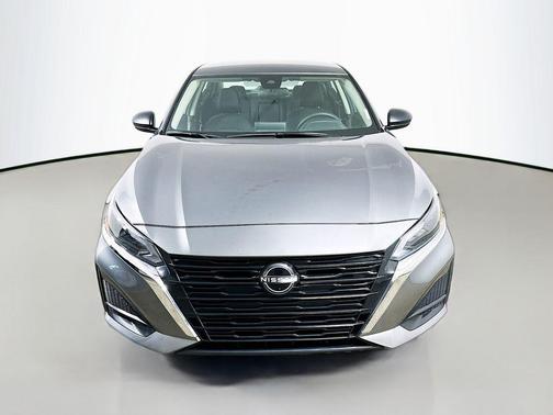 Gun Metallic 2025 Nissan Altima 2.5 SV