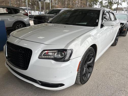 2022 Chrysler 300 S