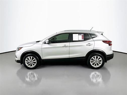 2021 Nissan Rogue Sport SV