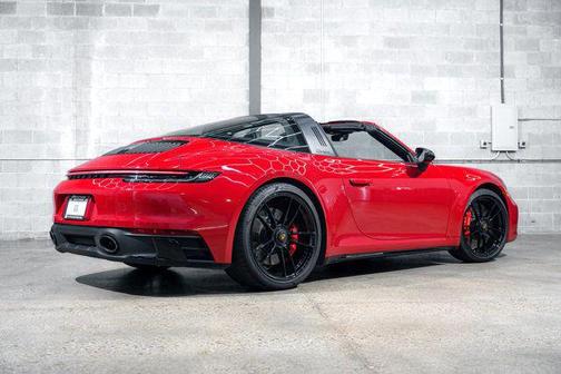 2022 Porsche 911 Targa 4 GTS