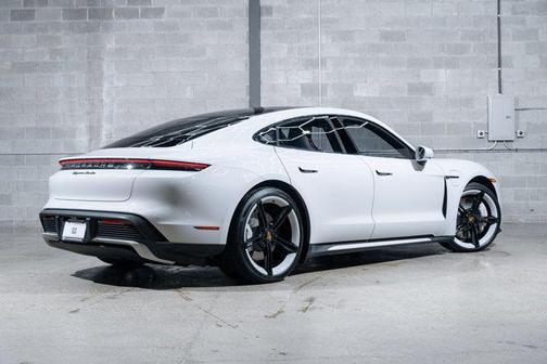 2021 Porsche Taycan Turbo AWD