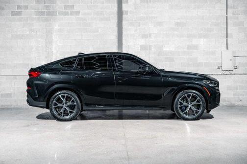 2023 BMW X6 M50i Sports Activity