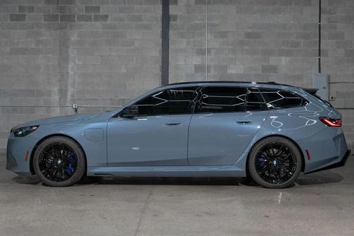 2025 BMW M5 Base