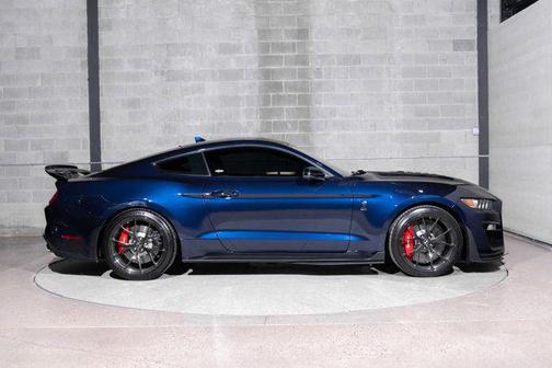 2020 Ford Shelby GT500 Base