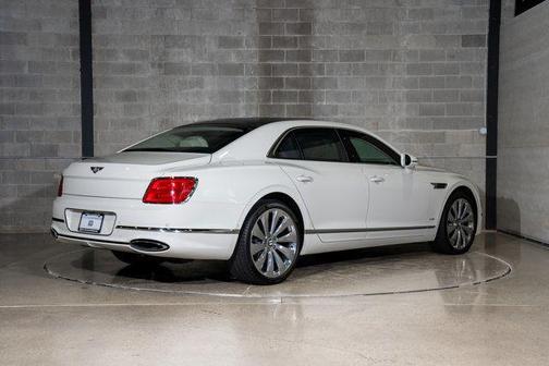 2021 Bentley Flying Spur W12 Sedan