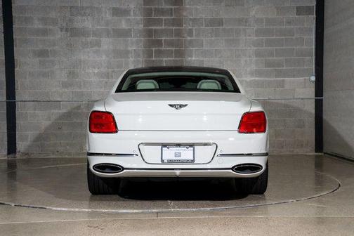 2021 Bentley Flying Spur W12 Sedan