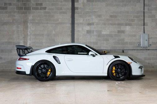 2016 Porsche 911 2dr Coupe GT3 RS