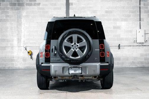 2022 Land Rover Defender 110 SE AWD
