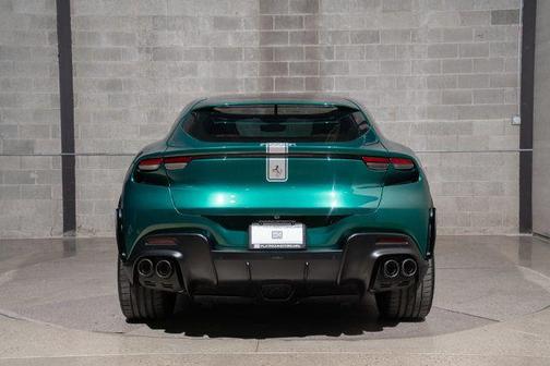 EXTRACAMPIONARIO 2023 Ferrari Purosangue