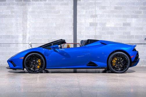 2020 Lamborghini Huracan EVO Spyder RWD