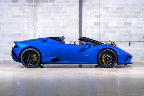 2020 Lamborghini Huracan EVO Spyder RWD