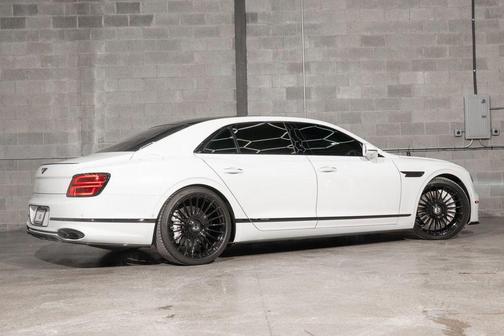 2023 Bentley Flying Spur V8 Sedan