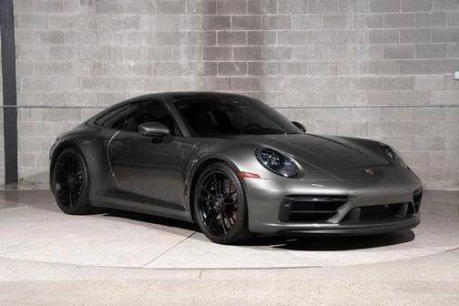 Aventurine Green Metallic 2023 Porsche 911 Carrera GTS