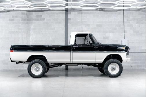 1972 Ford F-250 1972 Ford F250 Velocity Heritage Series