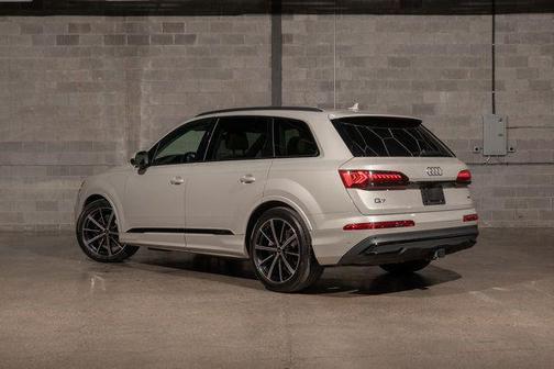2024 Audi Q7 55 Prestige