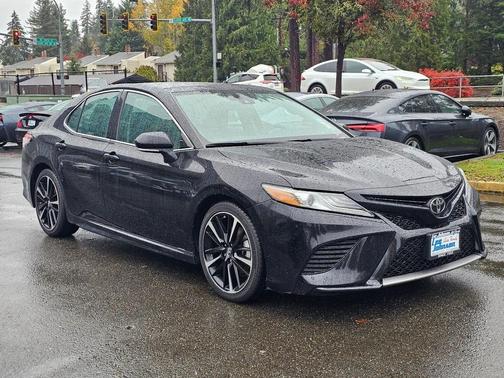 2019 Toyota Camry XSE
