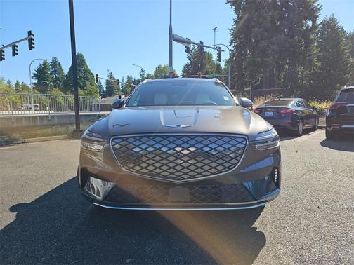2024 Genesis Electrified GV70 Advanced