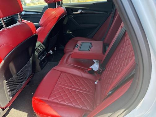 2022 Audi SQ5 3.0T Premium Plus