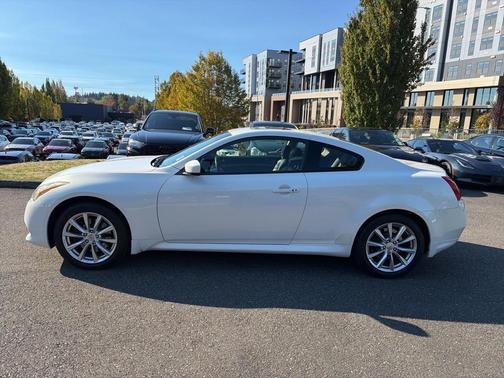 2012 INFINITI G37x Base