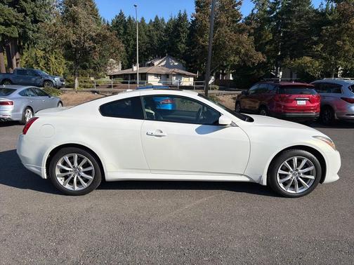 2012 INFINITI G37x Base