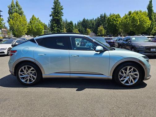 2024 Genesis GV60 Advanced