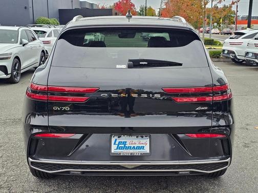 2026 Genesis GV70 2.5T Advanced