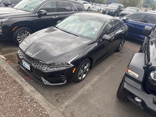 2022 Kia K5 EX