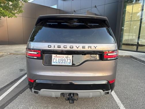2020 Land Rover Discovery Landmark