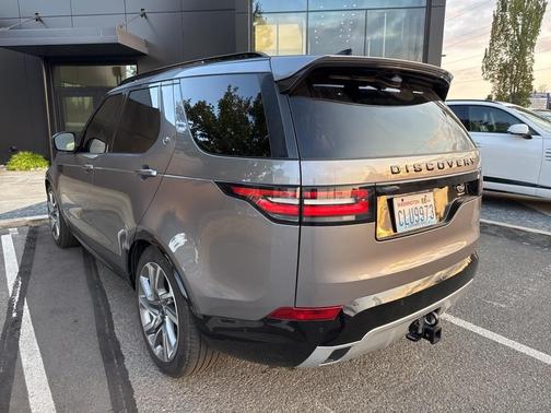 2020 Land Rover Discovery Landmark