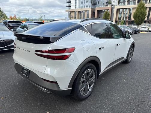 2024 Genesis GV60 Standard
